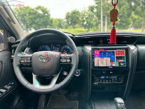 Xe Toyota Fortuner 2.4G 4x2 AT 2021