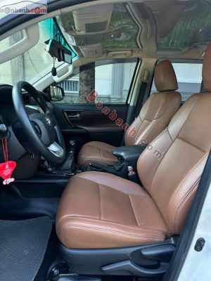 Xe Toyota Fortuner 2.4G 4x2 MT 2018