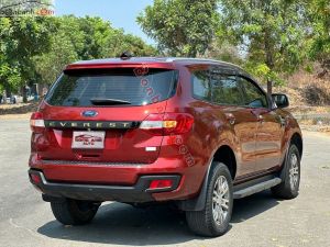 Xe Ford Everest Trend 2.2L 4x2 AT 2016