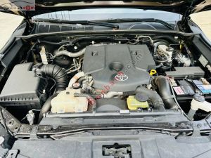 Xe Toyota Fortuner 2.4G 4x2 AT 2020