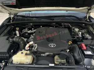 Xe Toyota Fortuner 2.4G 4x2 AT 2021