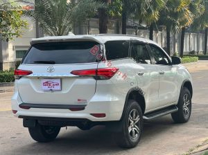 Xe Toyota Fortuner 2.4G 4x2 AT 2021