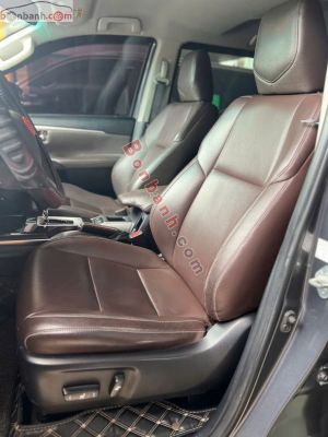 Xe Toyota Fortuner 2.7V 4x2 AT 2016