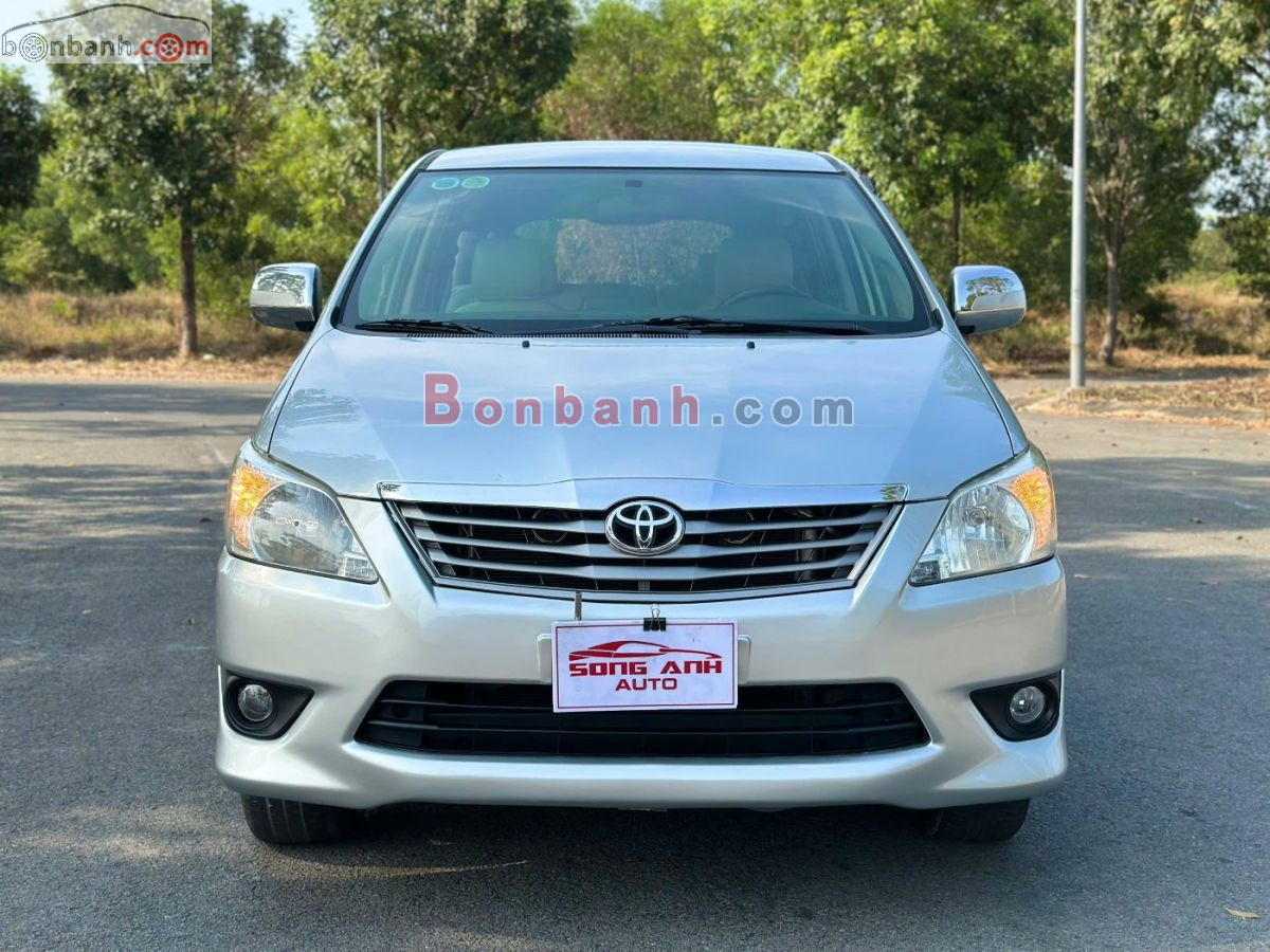 Toyota Innova 2.0E 2013