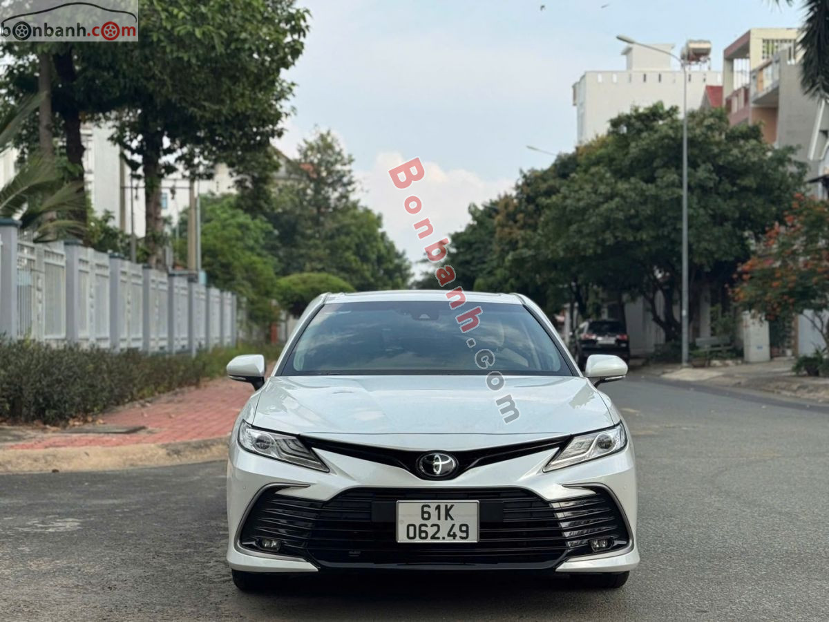 Toyota Camry 2.0Q 2022