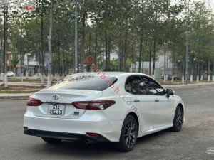 Xe Toyota Camry 2.0Q 2022