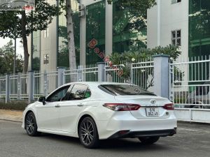 Xe Toyota Camry 2.0Q 2022