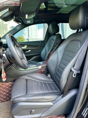 Xe Mercedes Benz GLC 300 4Matic 2020