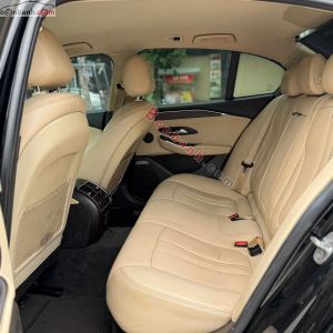 Xe VinFast Lux A 2.0 Premium 2.0 AT 2021