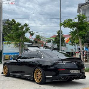 Xe VinFast Lux A 2.0 Premium 2.0 AT 2021