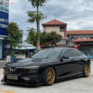 Xe VinFast Lux A 2.0 Premium 2.0 AT 2021