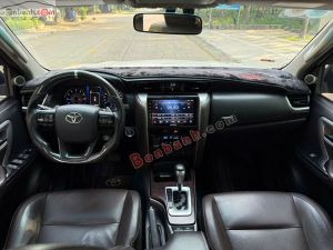 Xe Toyota Fortuner 2.7V 4x2 AT 2020