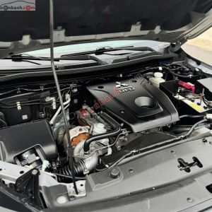 Xe Mitsubishi Triton 4x4 AT Mivec 2019