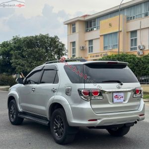 Xe Toyota Fortuner 2.5G 2015