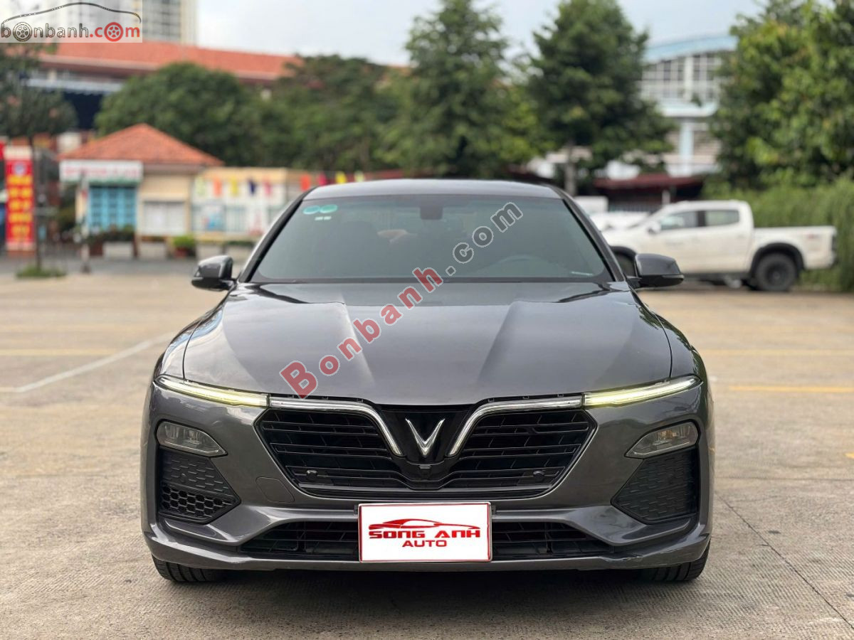 VinFast Lux A 2.0 Base 2.0 AT 2019