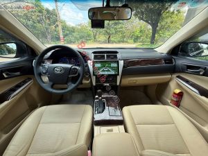 Xe Toyota Camry 2.0E 2017