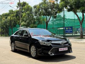 Xe Toyota Camry 2.0E 2017