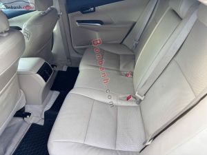 Xe Toyota Camry 2.0E 2017