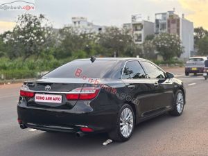 Xe Toyota Camry 2.0E 2017