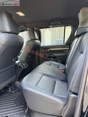 Xe Toyota Hilux 2.8L 4x4 AT 2020