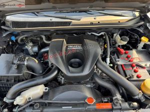 Xe Isuzu MU-X 3.0 4X2 AT 2017