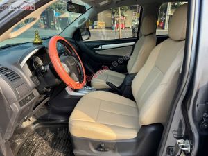 Xe Isuzu MU-X 3.0 4X2 AT 2017