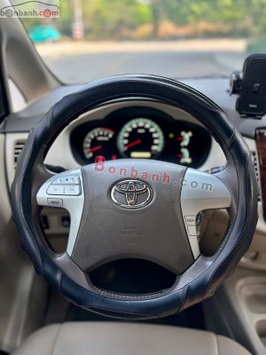 Xe Toyota Innova 2.0V 2015