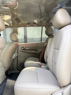 Xe Toyota Innova 2.0V 2015