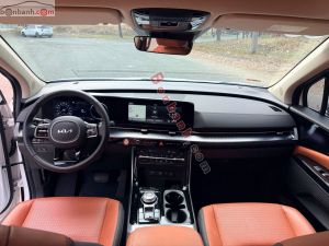 Xe Kia Carnival Signature 2.2D 2023