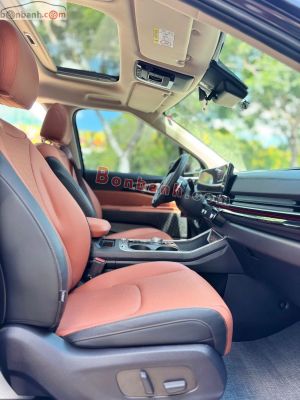 Xe Kia Carnival Signature 2.2D 2025