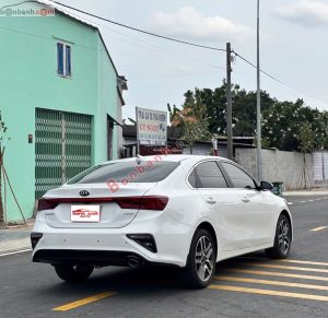 Xe Kia Cerato 1.6 AT Luxury 2021