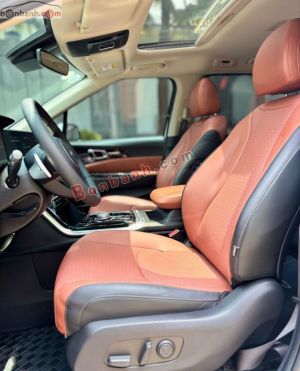 Xe Kia Carnival Signature 2.2D 2023