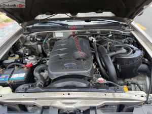 Xe Ford Everest 2.5L 4x2 AT 2014